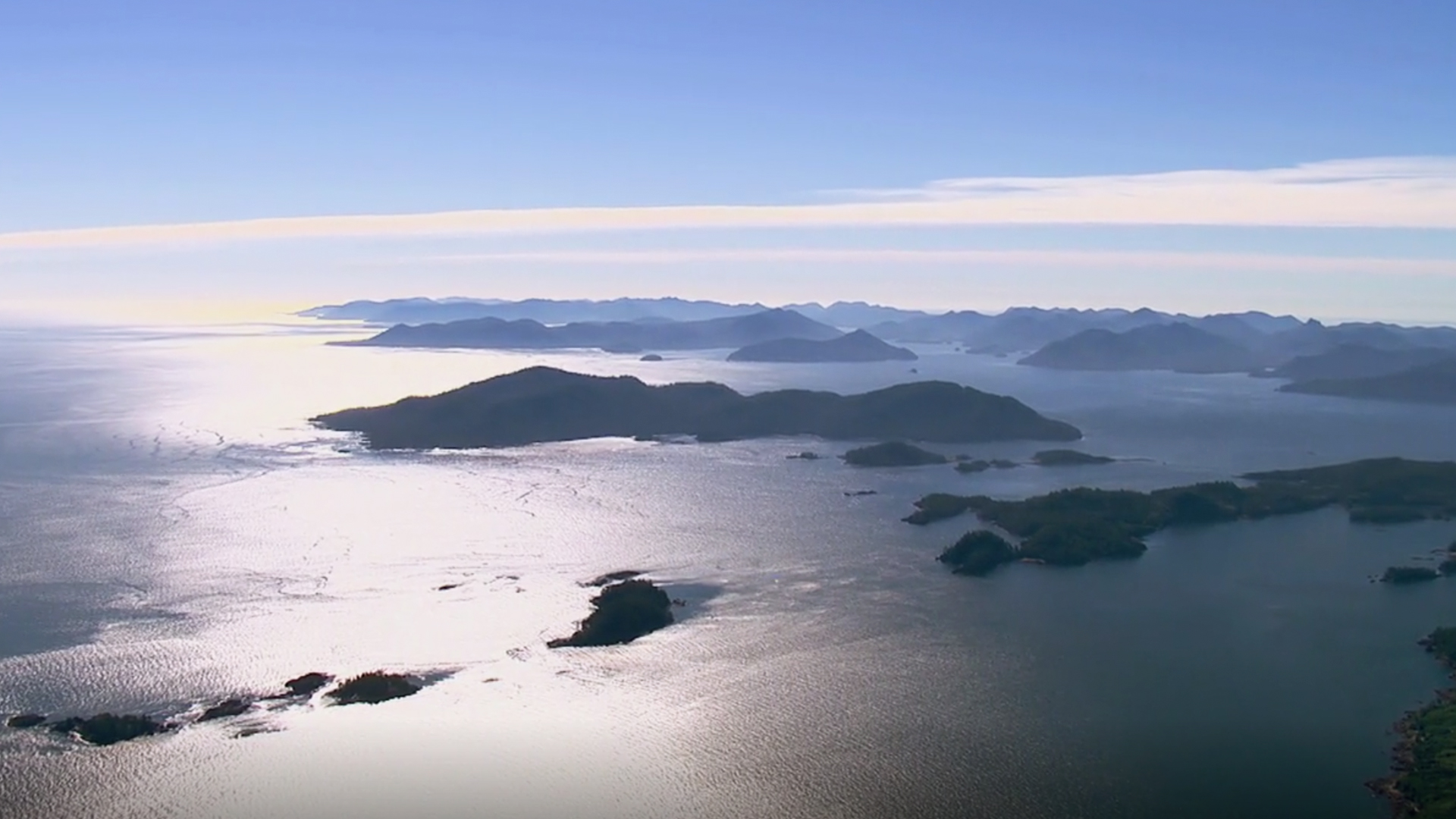 Canada Over the Edge: British Columbia - S2E51 - Gwaii Hanaas