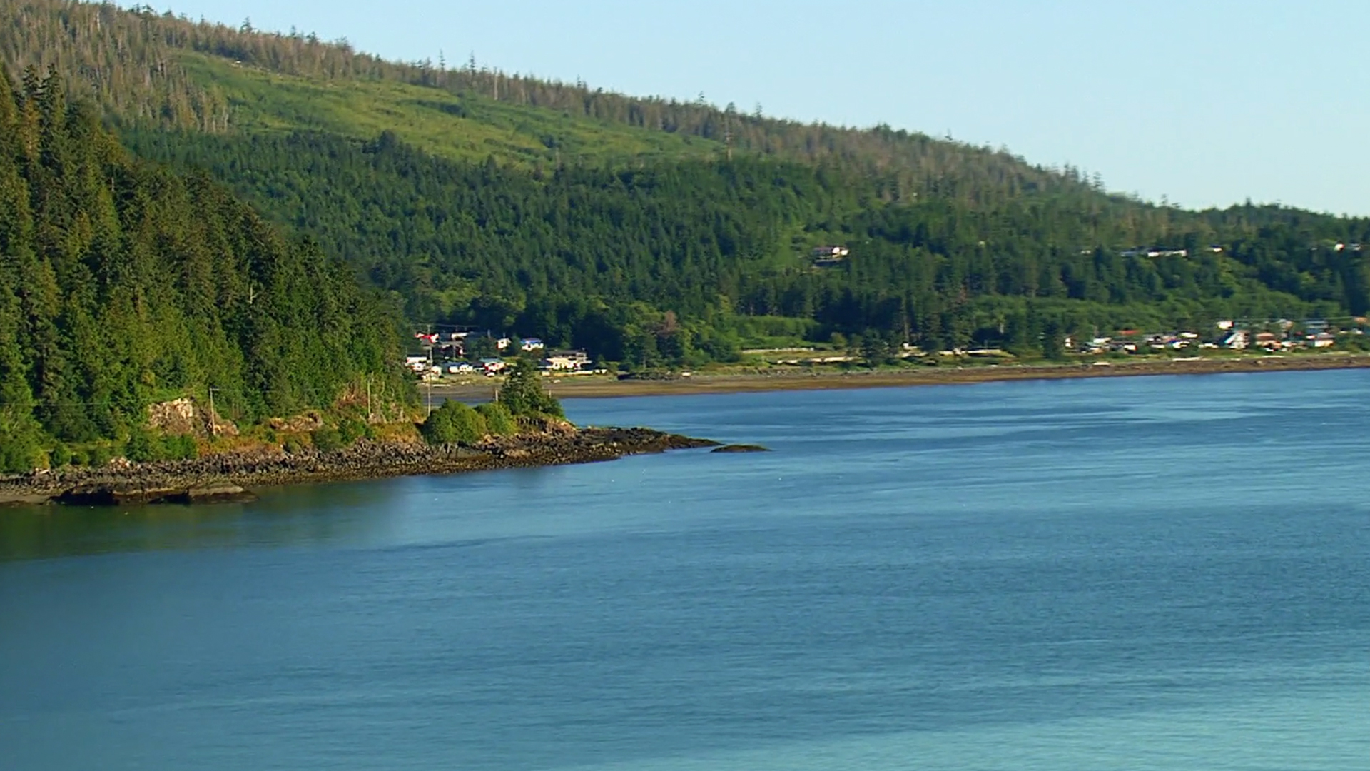 Canada Over the Edge: British Columbia - S2E50 - Skidegate Art