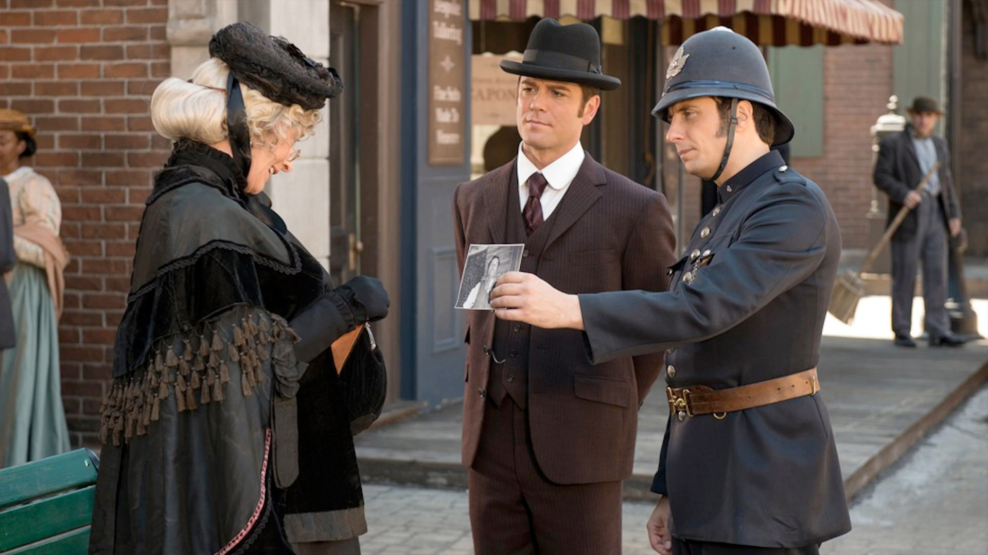 Murdoch Mysteries - S6E3 - Murdoch on the Corner